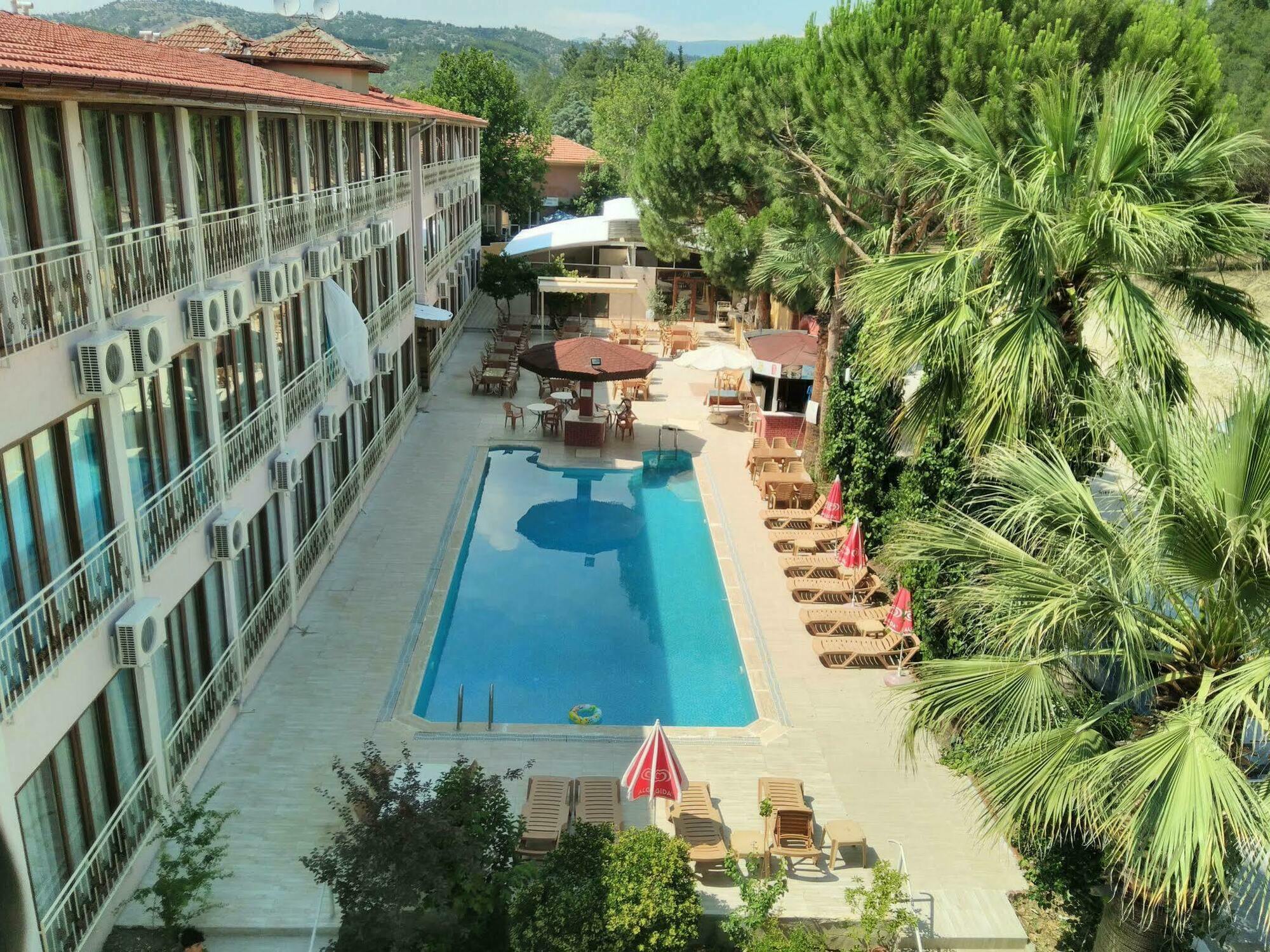 Oskar Thermal Hotel Pamukkale Exterior photo
